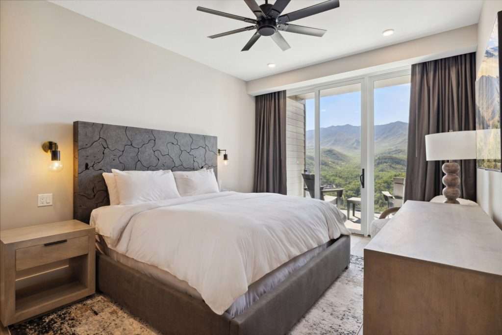 Gatlinburg Luxury Lodging Condo Accommodations and Vacation Rentals by Highlands of The Smokies